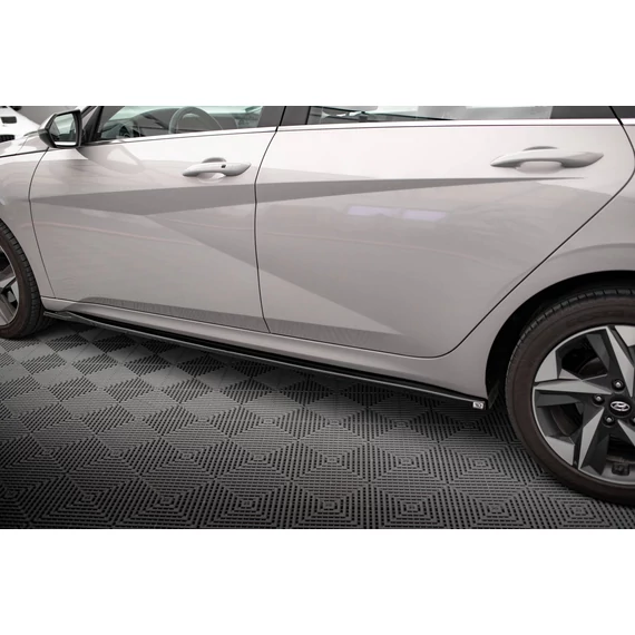 Set of Splitters Hyundai Elantra Mk7