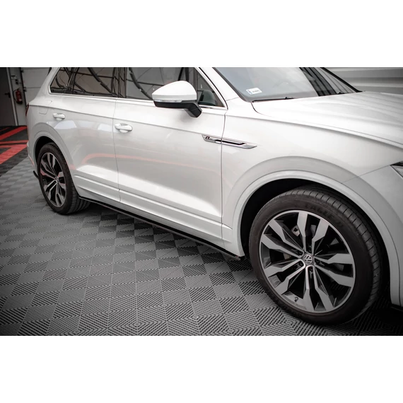 Set of Splitters Volkswagen Touareg R-Line Mk3