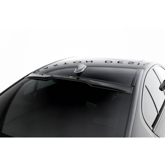 The extension of the rear window BMW M550i / 5 M-Pack Sedan G30