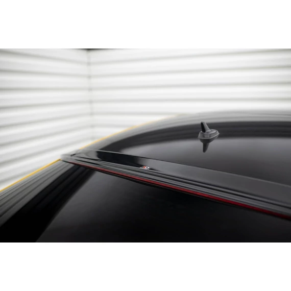 The extension of the rear window Volkswagen Arteon R-Line