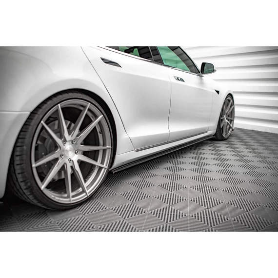 Oldalsó szoknyák Diffúzorok Tesla Model S Facelift