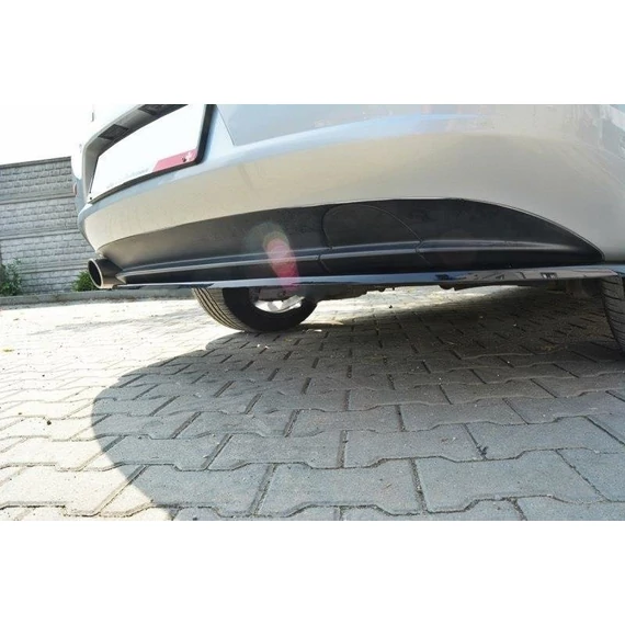 Központi Hátsó SPLITTER ALFA ROMEO 159 (without vertical bars)