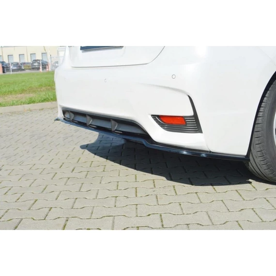 Központi Hátsó SPLITTER Lexus CT Mk1 Facelift (without vertical bars)