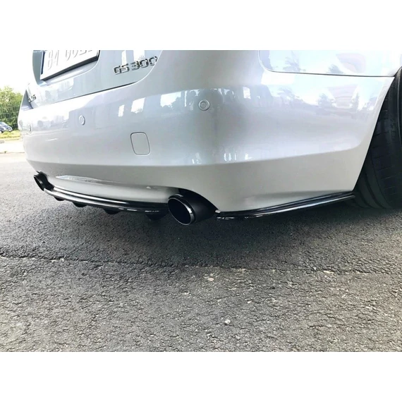 Központi Hátsó SPLITTER Lexus GS 300 Mk3 Facelift (with vertical bars)