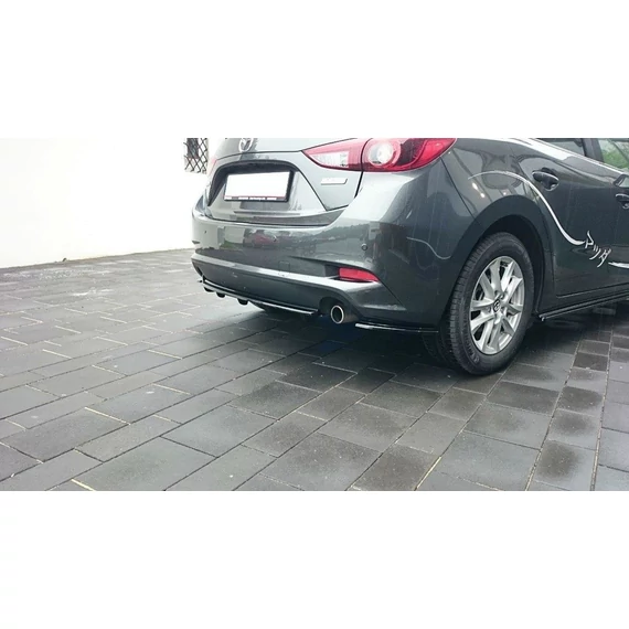 Központi Hátsó SPLITTER Mazda 3 BN (Mk3) Facelift (with vertical bars)