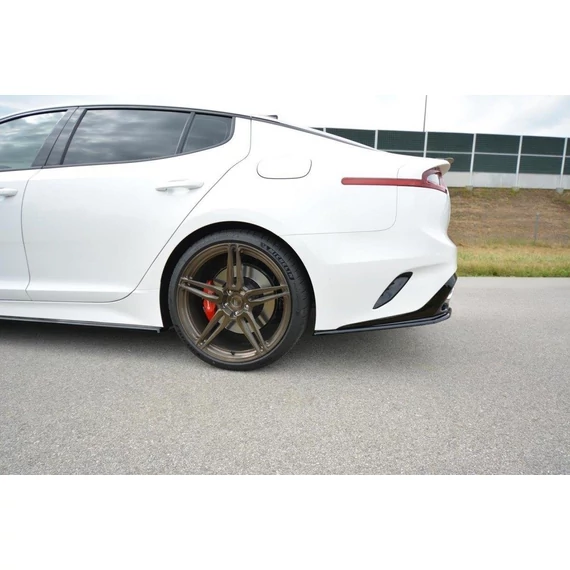 Hátsó Oldalsó Splitter KIA STINGER GT