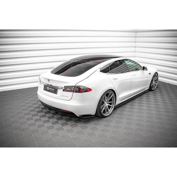 Hátsó Oldalsó Splitter Tesla Model S Facelift