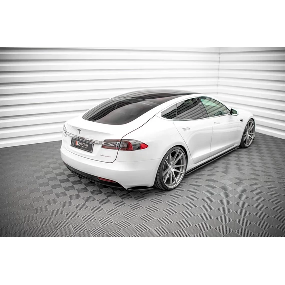 Hátsó Diffúzorok Tesla Model S Facelift