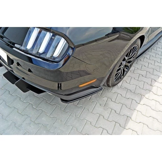 Hátsó Oldalsó Splitter Ford Mustang GT Mk6