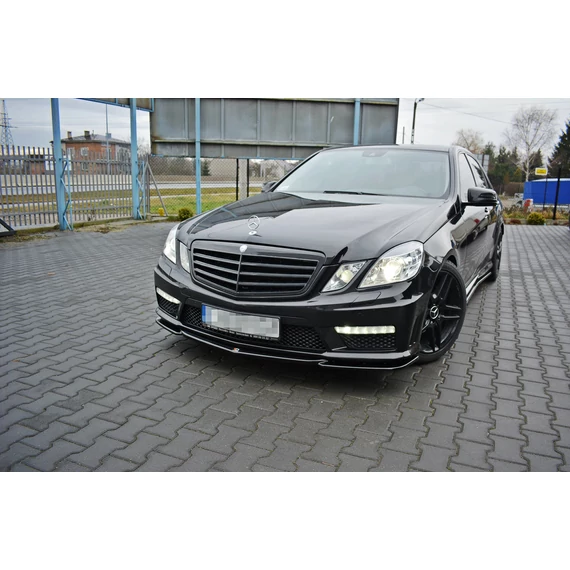 Első Splitter V.1 MERCEDES-BENZ E63 AMG W212