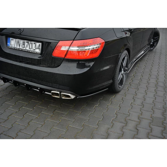 Hátsó Oldalsó Splitter MERCEDES-BENZ E63 AMG W212