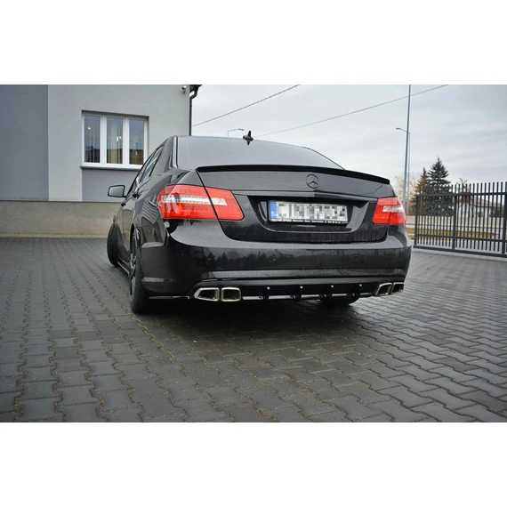 Hátsó Diffúzorok MERCEDES-BENZ E63 AMG W212