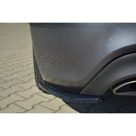 Hátsó Oldalsó Splitter HYUNDAI GENESIS COUPĂ‰ MK.1