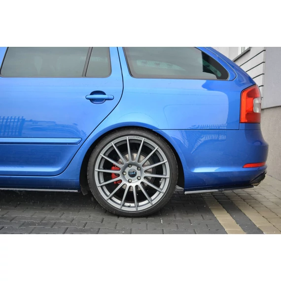 Hátsó Oldalsó Splitter Skoda Octavia RS Mk2 / Mk2 FL Sedan / Combi