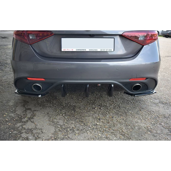 Hátsó Oldalsó Splitter ALFA ROMEO GIULIA VELOCE