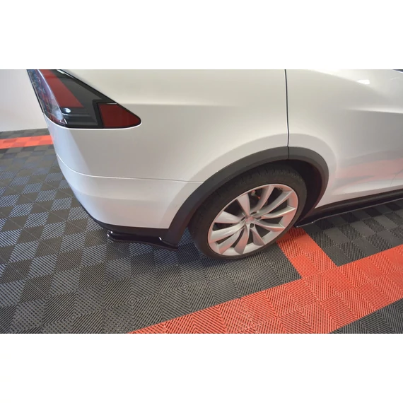 Hátsó Oldalsó Splitter V.1 TESLA MODEL X