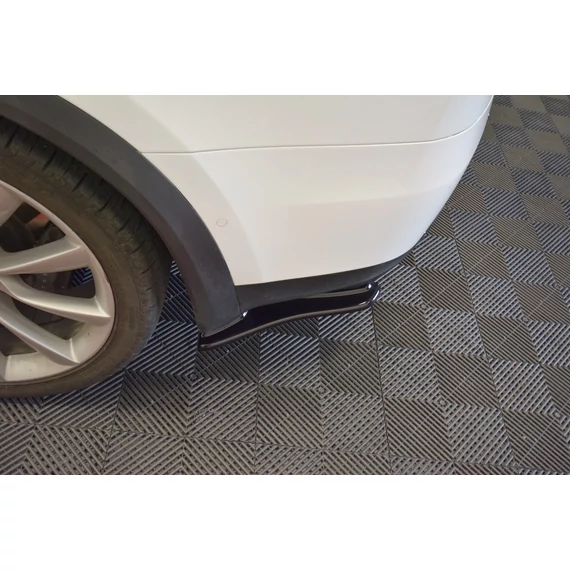Hátsó Oldalsó Splitter V.1 TESLA MODEL X