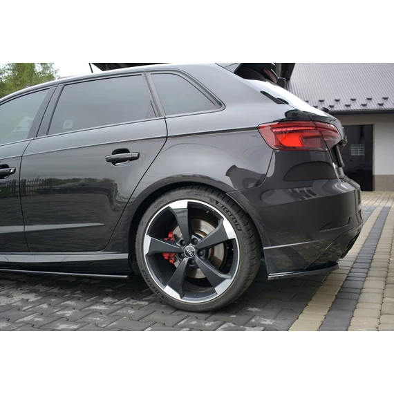 Hátsó Oldalsó Splitter Audi RS3 8V FL Sportback