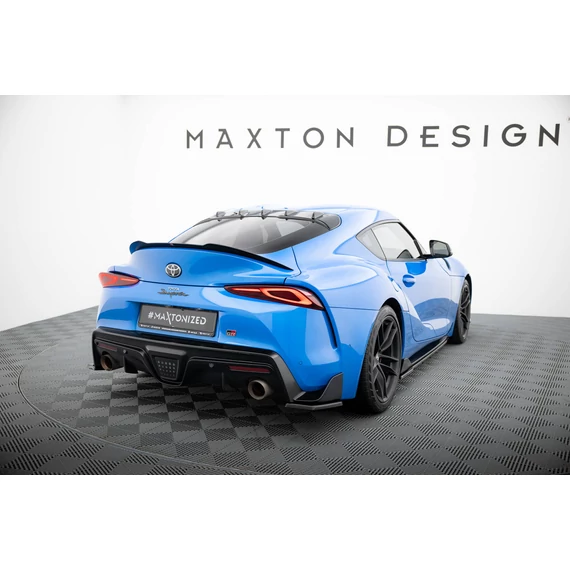 The extension of the rear window Toyota Supra Mk5