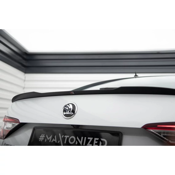 Spoiler Cap V.2 Skoda Superb Mk3 / Mk3 FL Hatchback
