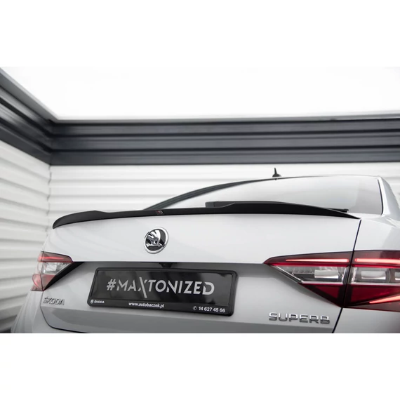 Spoiler Cap V.2 Skoda Superb Mk3 / Mk3 FL Hatchback
