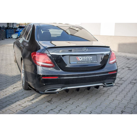 Hátsó Oldalsó Splitter Mercedes-Benz E43 AMG / AMG-Line W213