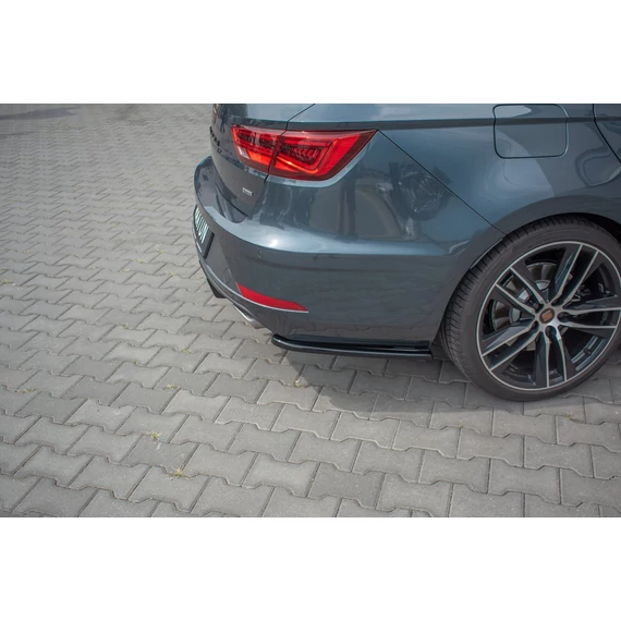 Hátsó Oldalsó Splitter V.1 Seat Leon Cupra Mk3 FL Sportstourer