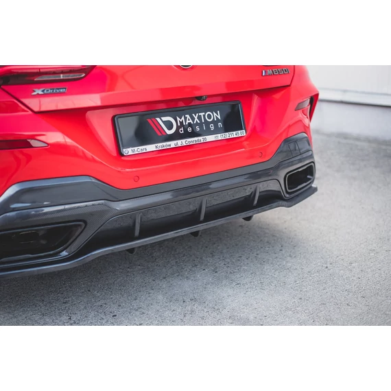 Központi Hátsó Splitter (with vertical bars) BMW 8 Coupe M-Pack G15