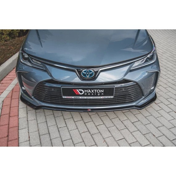 Első Splitter Toyota Corolla XII Sedan