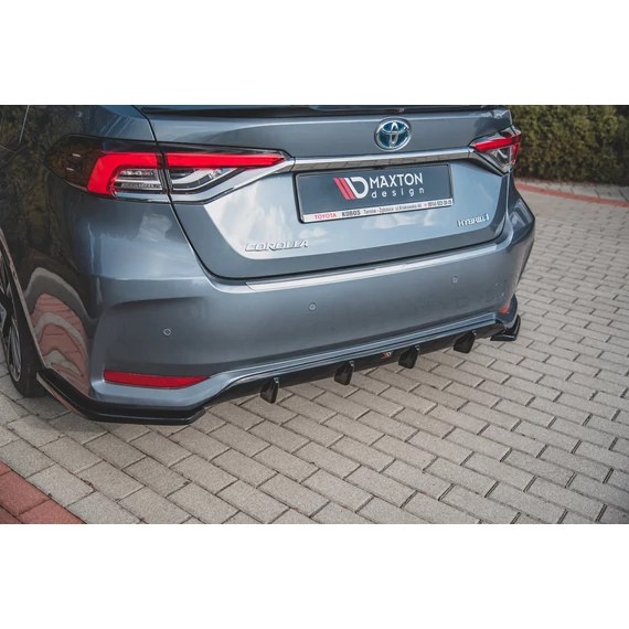 Hátsó Diffúzorok Toyota Corolla XII Sedan