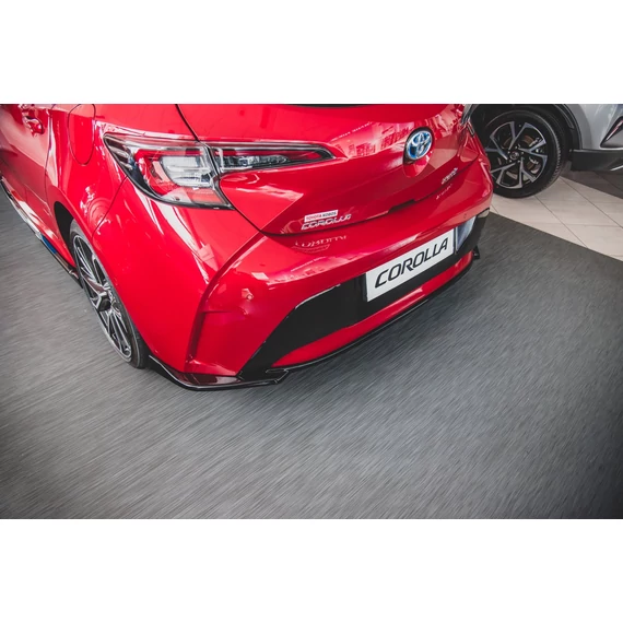 Központi Hátsó Splitter Toyota Corolla XII Hatchback