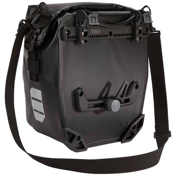 Kerékpártáska Shield Pannier 13L (pár), fekete