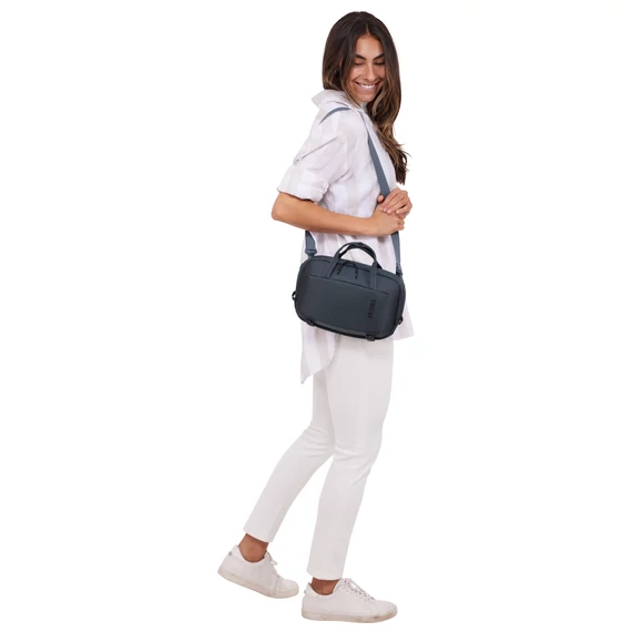 Kézitáska Subterra 2 Crossbody Bag, 5L Dark Slate